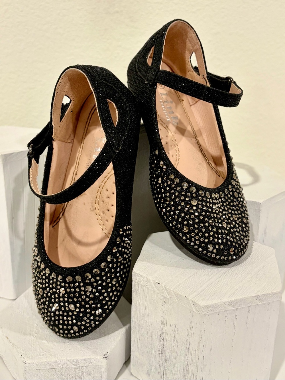 Black Rhinestone Mary Jane Dress Shoes  velcro buckle Girls Toddler size 8